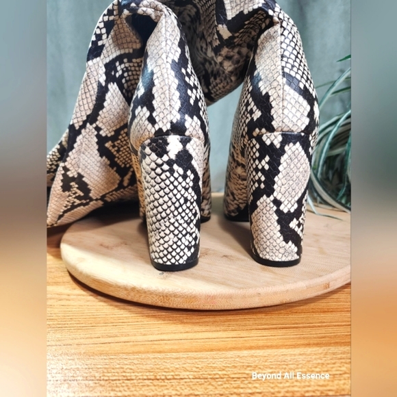 SOLD-Call It Spring Like New Syntheic Snake Skin High Knee Boots - Picture 6 of 12
